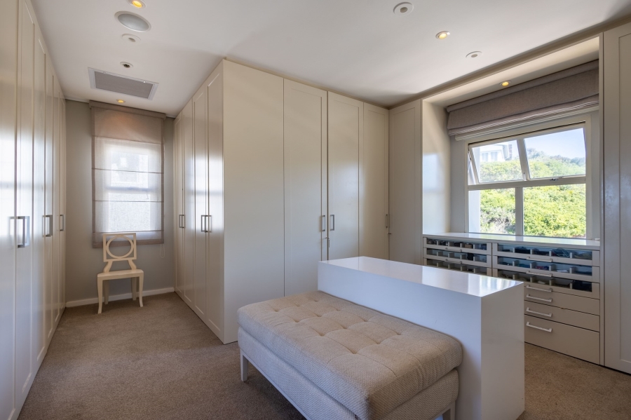5 Bedroom Property for Sale in Whale Rock Beach Western Cape